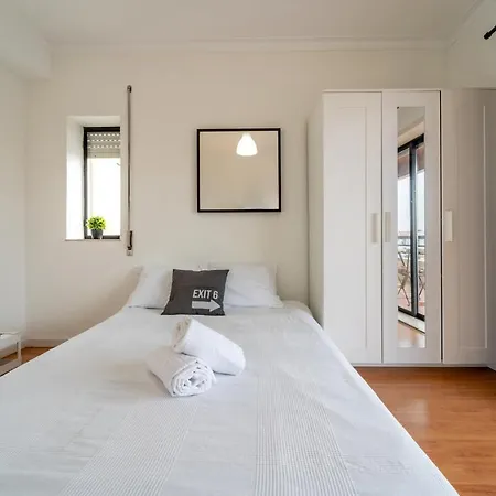 Maximinos - Close To The Train Station Braga