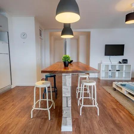Apartment Maximinos - Close To The Train Station *